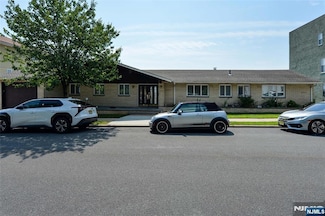 611 5th St, Carlstadt, NJ 07072
