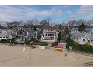 17 Reynolds Ave, Wareham, MA 02571