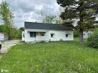 4033 Leith St, Burton, MI 48509