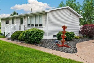 1103 Jean Marie St, Cloquet, MN 55720