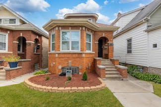 9813 S Aberdeen St, Chicago, IL 60643