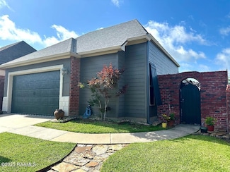 100 Serenity Sound Dr, Lafayette, LA 70506