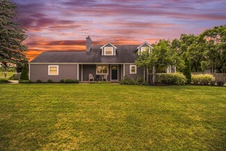 10525 Concord Dr, Berrien Springs, MI 49103
