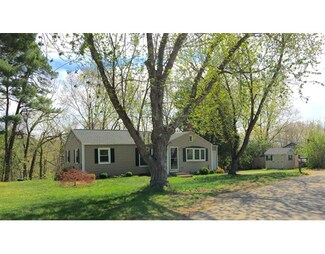 7 Jackielyn Cir, Granby, MA 01033