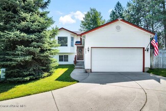 5704 N Morleau Ln, Coeur D Alene, ID 83815
