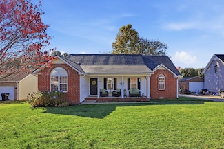 1438 Amberwood Cir, Murfreesboro, TN 37128