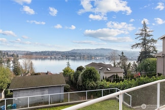 3728 E Mercer Way, Mercer Island, WA 98040