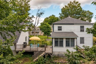 116 Old Rockland St, Rockport, ME 04856