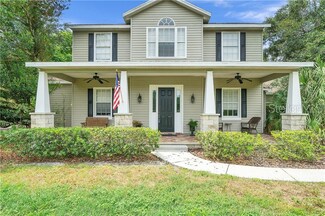 1927 Vandervort Rd, Lutz, FL 33549