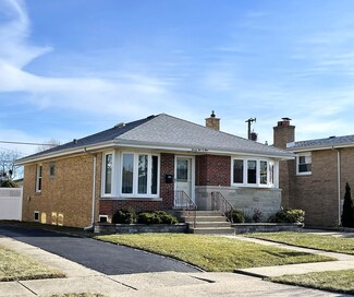 2509 Ernst St, Franklin Park, IL 60131