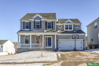 7463 N 90th St, Omaha, NE 68122