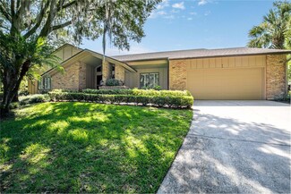 510 High Point Dr, Mount Dora, FL 32757