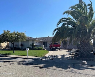 218 Highland Dr, Santa Maria, CA 93455