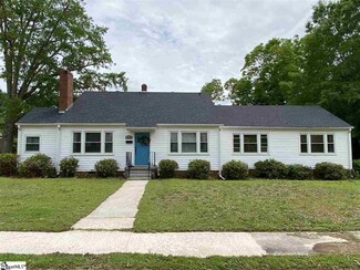 314 E Florida St, Clinton, SC 29325
