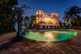 30 Cannon Royal Dr, Key West, FL 33040