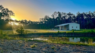 1515 7 Mile Rd, McClellanville, SC 29458