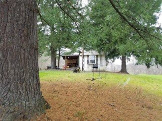 6113 N Gerlach Rd NE, McConnelsville, OH 43756