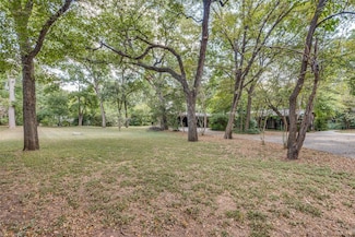 2615 Simondale Dr, Fort Worth, TX 76109