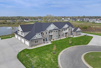 9200 66th Ave Unit 127, Pleasant Prairie, WI 53158