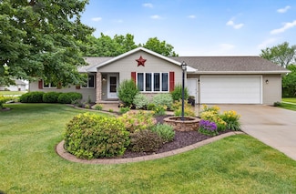W6074 Blazing Star Dr, Appleton, WI 54915