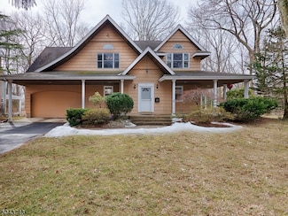 22 Maple Way, Mountain Lakes, NJ 07046