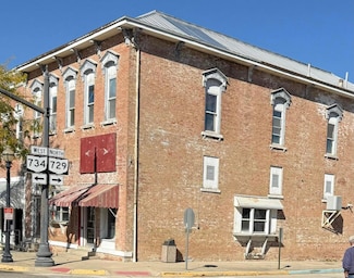 2 N Main St, Jeffersonville, OH 43128