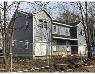 103 Auburn St Unit 1, Haverhill, MA 01830