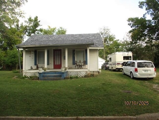 314 M St NW, Miami, OK 74354