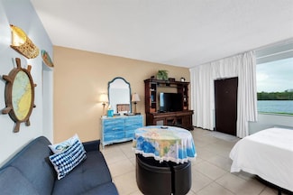 611 Destiny Dr Unit 301, Ruskin, FL 33570