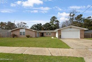 791 Sharon Hills Dr, Biloxi, MS 39532
