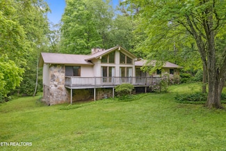 131 Clifton Cir, Oak Ridge, TN 37830