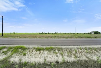 1332 Saddleback Dr, Bellville, TX 77418