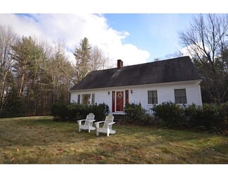 93 Moosehorn Rd, New Salem, MA 01355