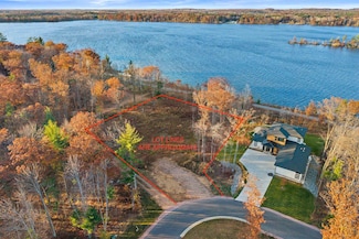 3053 Waterview Dr, Biron, WI 54494