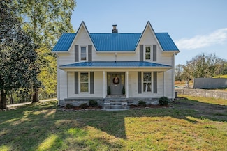 584 Lancaster Hwy, Hickman, TN 38567