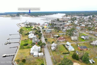 6702 Hummingbird, Oriental, NC 28571