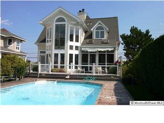 660 Ocean Ave, Sea Bright, NJ 07760
