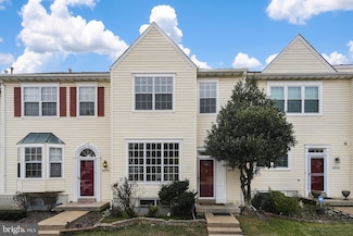 6848 Signature Cir, Alexandria, VA 22310