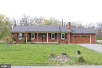 2712 Goldmiller Rd, Bunker Hill, WV 25413