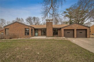 7215 Colby Ave, Windsor Heights, IA 50324