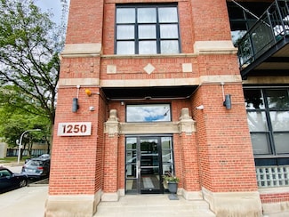 1250 W Van Buren St Unit 202, Chicago, IL 60607
