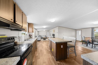 562 Vz County Road 1220, Grand Saline, TX 75140