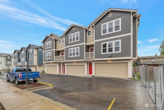 3407 S 144th St, Tukwila, WA 98168