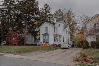 72 Madison St, Geneva, NY 14456