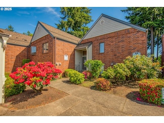 15035 NE Sacramento St Unit 62, Portland, OR 97230