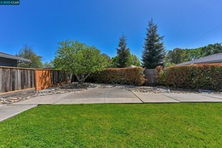340 Oakvue Rd, Pleasant Hill, CA 94523