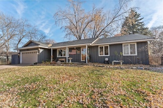 10239 Raven St NW, Coon Rapids, MN 55433