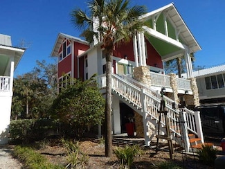 1409 Magnolia Dr, Steinhatchee, FL 32359