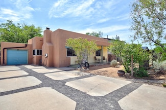 5006 La Cienega St NW, Albuquerque, NM 87107