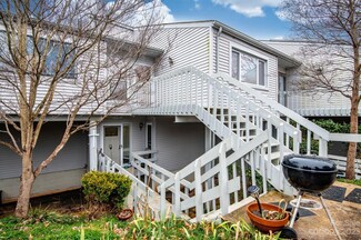 1050 21st Ave NW Unit 33, Hickory, NC 28601